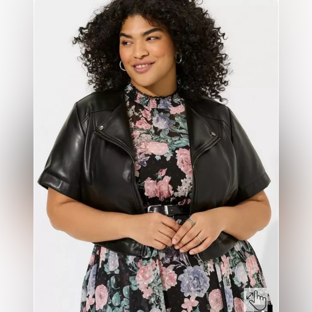 NWT Torrid Faux Leather Short Sleeve Crop Moto Jacket